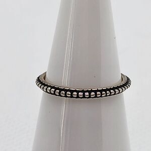 Waldeck Johnson Navajo Sterling Silver Beaded Eternity Band Ring (4.75)
